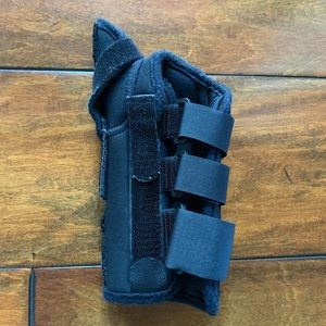 Hand brace for left hand Size Small